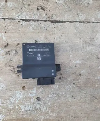 Audi A6 S6 C6 4F Gateway control module 4F0907468B 4F0910468A