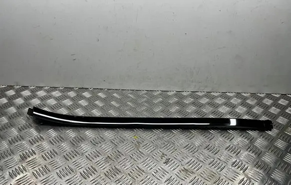 Mercedes-Benz GLC X253 C253 Windshield trim A2536905900 529021 A2536900162