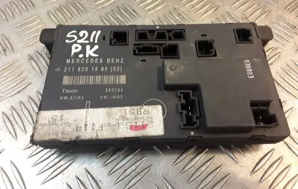 Mercedes-Benz E W211 Door control unit/module 2118201585 A2118201585