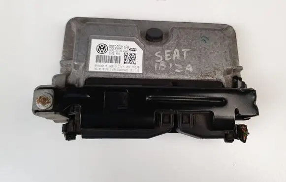 Seat Ibiza IV (6J,6P) Engine control unit/module 03C906014FB