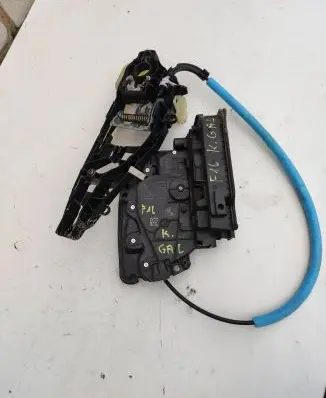 BMW X6 F16 Front door lock 19864010 A052111 7473159