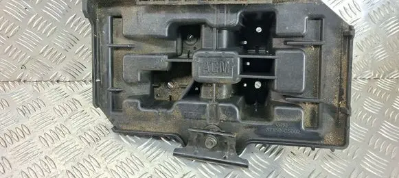 KIA Sorento Battery tray 37150C5002