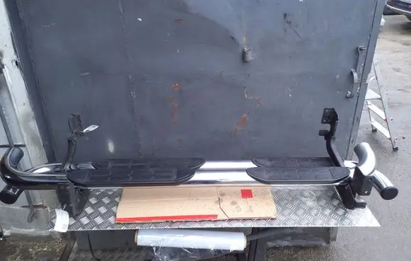 Hummer H3 Thresholds for All-terrain vehicles 