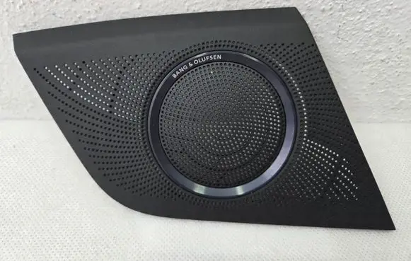 Audi A5 8T 8F Side speaker trim/cover 8T0857228A