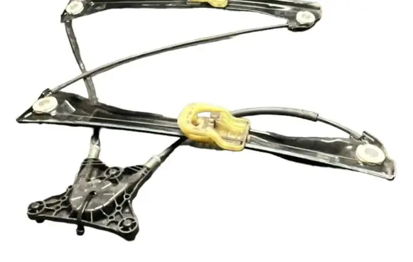 Seat Toledo IV (NH) Front door electric window regulator 122324B 02014110