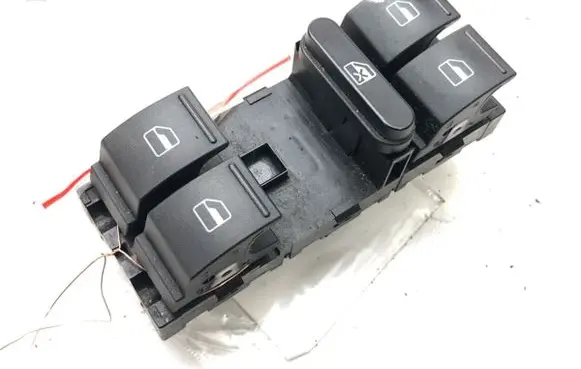 Volkswagen PASSAT B6 Electric window control switch 1K4959857B