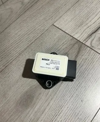 Mercedes-Benz C W203 ESP acceleration yaw rate sensor 0265005628