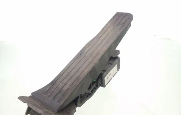 Volkswagen PASSAT B7 Accelerator throttle pedal 1K1723503AA