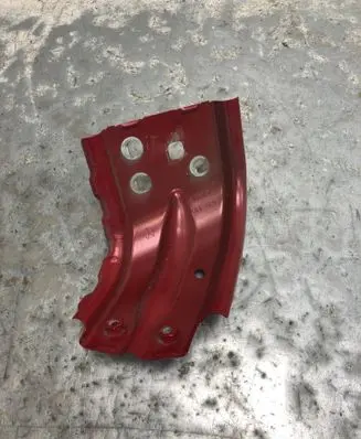 Jeep Compass Fender mounting bracket 68244929