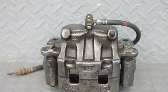 Front brake caliper