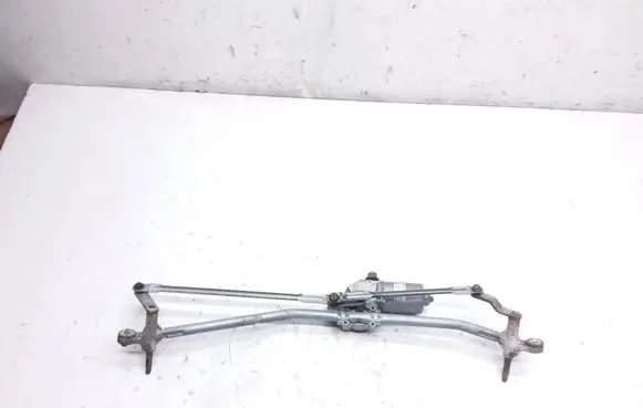Opel Movano B Front wiper linkage and motor 8200734792C 141410360