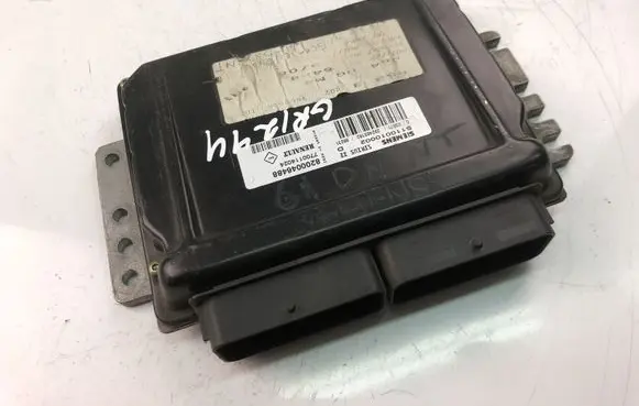Renault Megane I Engine control unit/module 8200046488