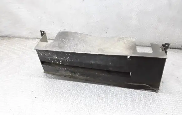 Ford Explorer Intercooler air guide/duct channel