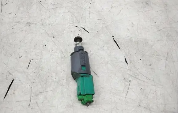 Clutch pedal sensor