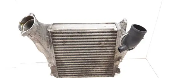Porsche Cayenne (9PA) Intercooler radiator 0570700228