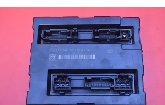 Audi Q5 SQ5 8R Comfort/convenience module 8K0907064CQ