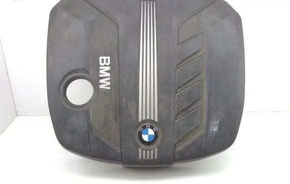 BMW 5 F10 F11 Engine cover (trim) 13717802847 11252010