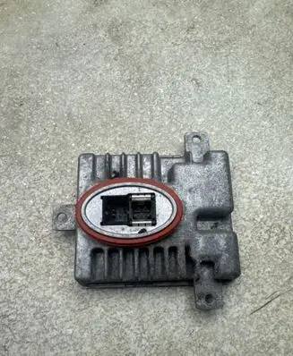 Headlight ballast module Xenon