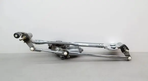 BMW X5 F15 Front wiper linkage and motor 7292653