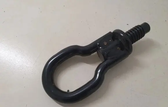 Ford C-MAX I Towing hook eye 