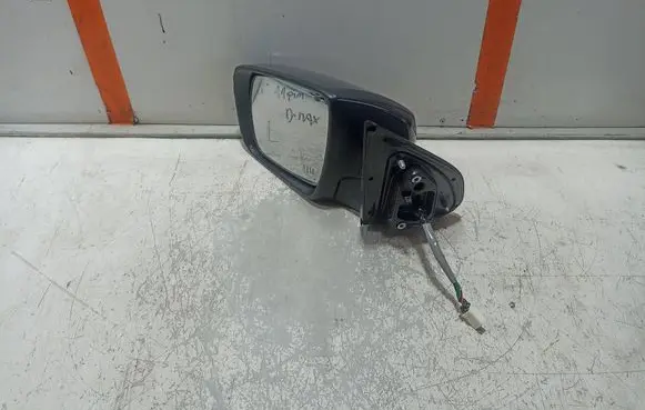 Isuzu D-Max Front door electric wing mirror
