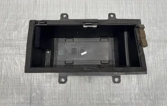 Citroen Jumper Battery box tray 1384209080