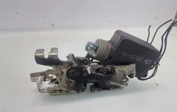 Volkswagen II LT Front door lock 