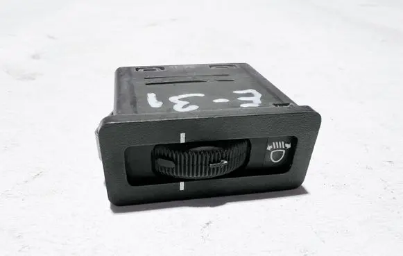 BMW 8 E31 Headlight level height control switch 61311392191 1392191