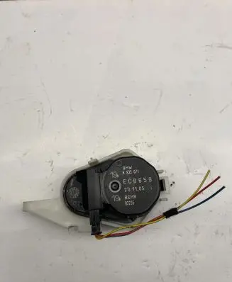 BMW 7 E65 E66 A/C air flow flap actuator/motor 6935071