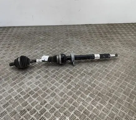 Mercedes-Benz CLA C118 X118 Front driveshaft A1773306500
