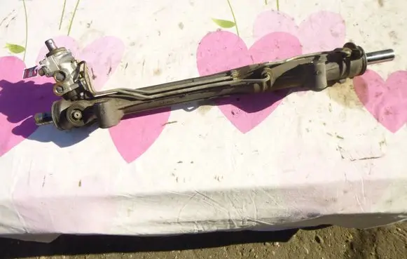 Steering rack