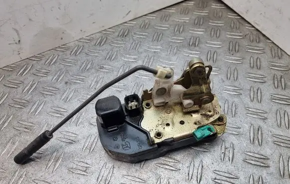 Jeep Grand Cherokee (WK) Rear door lock 2006H