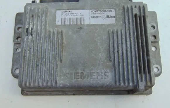 Renault Megane I Engine control unit/module 7700860319