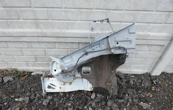 KIA Sportage Front quarter panel 