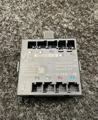 Mercedes-Benz SL R231 Door control unit/module A2319008007