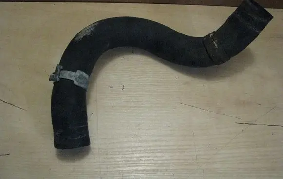 Honda Accord Engine coolant pipe/hose