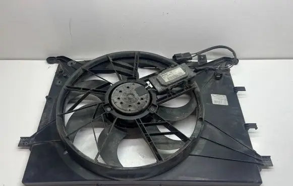 Volvo S80 Radiator cooling fan shroud 0130303509