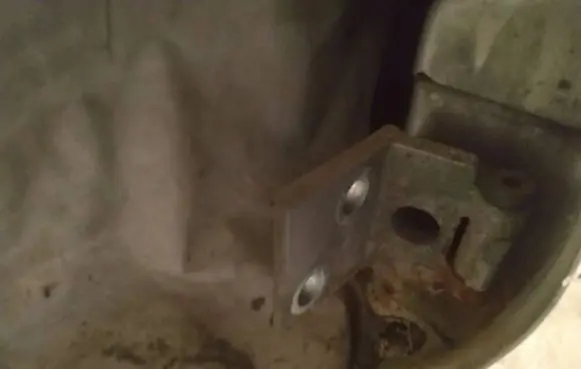 Citroen Xsara Front door upper hinge