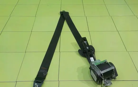 Peugeot 508 Front seatbelt PRZOD BEZPIECZENSTWA