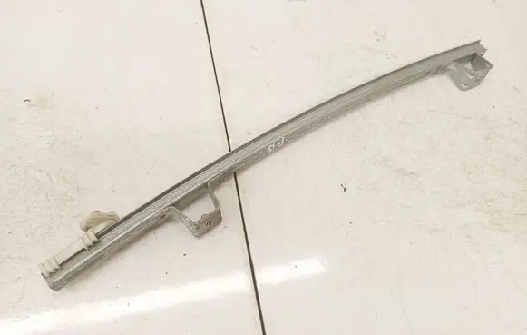 Opel Astra G Front door glass trim molding 24443811
