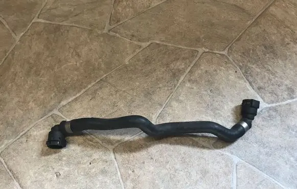 BMW 7 F01 F02 F03 F04 Engine coolant pipe/hose 7575428