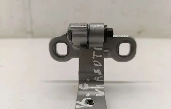 Volvo XC60 Rear door upper hinge