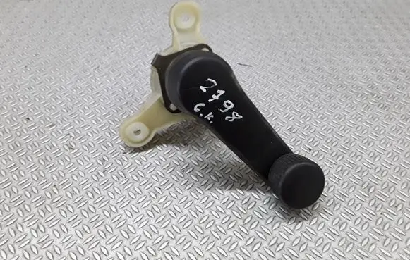 Volkswagen Polo V 6R Rear door window winding handle 