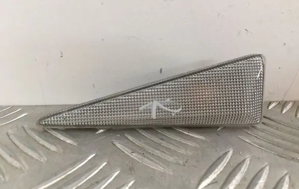 Renault Espace - Grand espace IV Front fender indicator light 8200027151 8200027151G