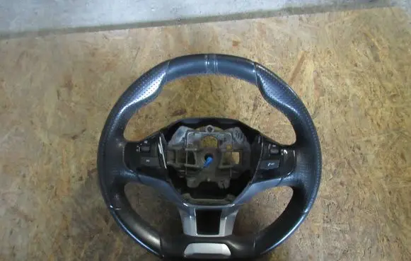 Peugeot 308 Steering wheel