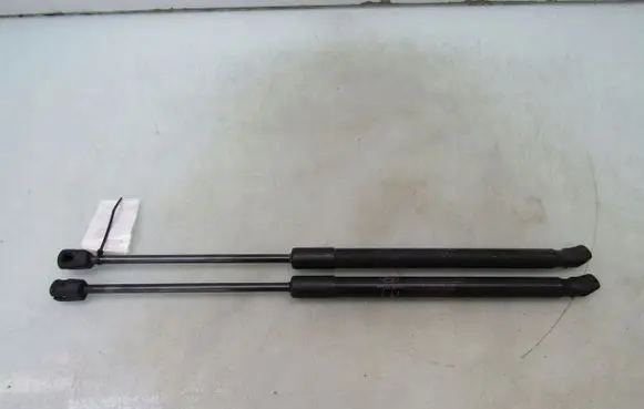 Hyundai i20 (GB IB) Tailgate strut 81770C8010