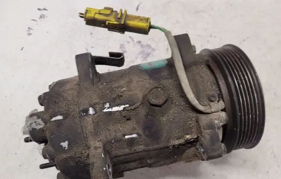 Peugeot 307 Air conditioning (A/C) compressor (pump) 0612401260