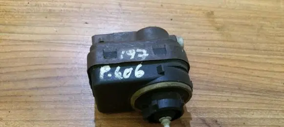 Peugeot 605 Headlight level adjustment motor 