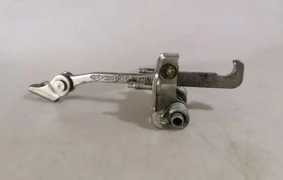 Renault Trafic III (X82) Front door check strap stopper 00242R