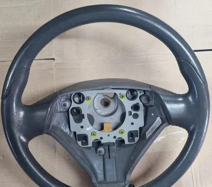 Volvo S40 Steering wheel